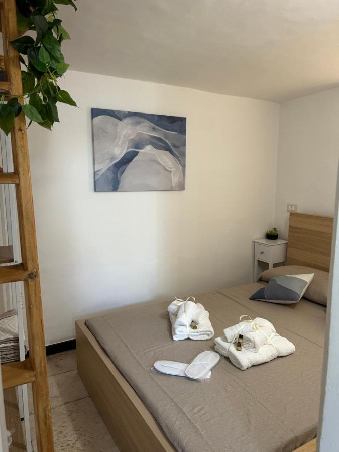 Dimora Grimaldi Bed & Breakfast Ostuni Luaran gambar
